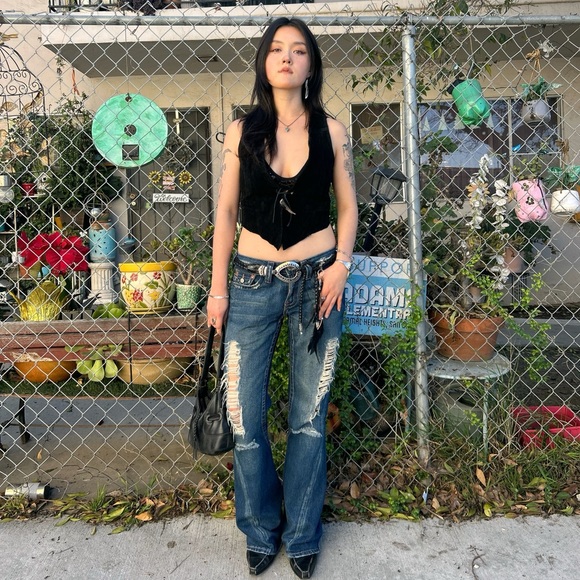 Meet your Posher, Eunice - Picture 1 of 2